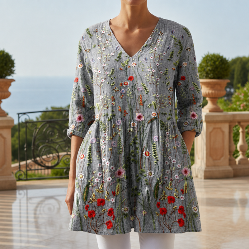 Uzes Floral V-Neck Tunic in Floral Gray