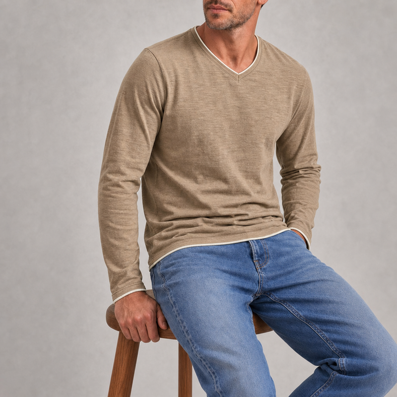 Chania Contrast Trim V-Neck Tee in Brown