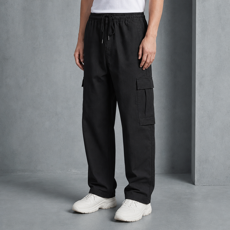 Gaeta Loose Fit Cargo Pants in Black
