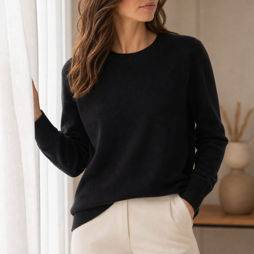 Sorrento Cashmere Crew Neck Sweater in Black